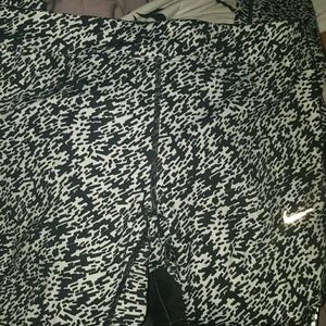 Nike DRI-FIT Capri leggings